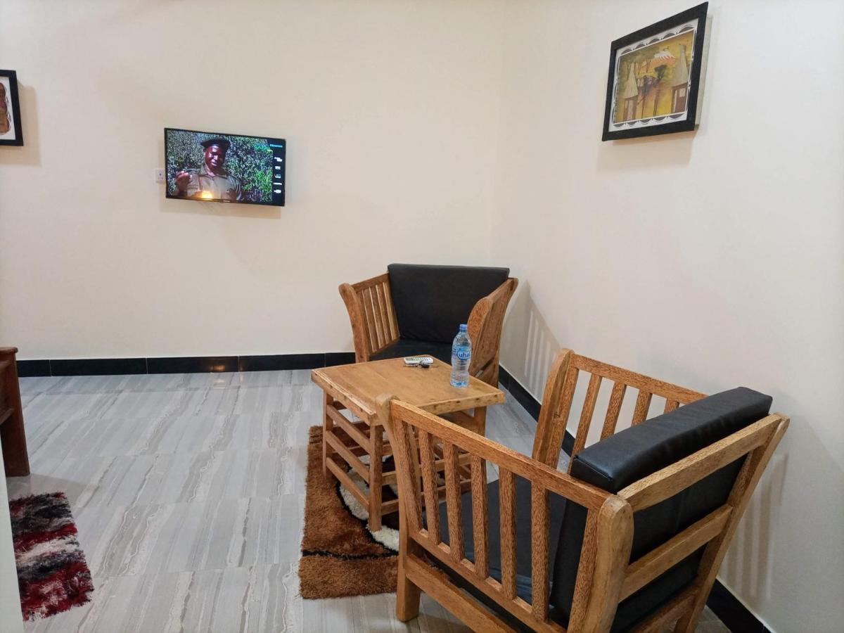 Chibuba Airport Accommodation Dar es Salaam Luaran gambar